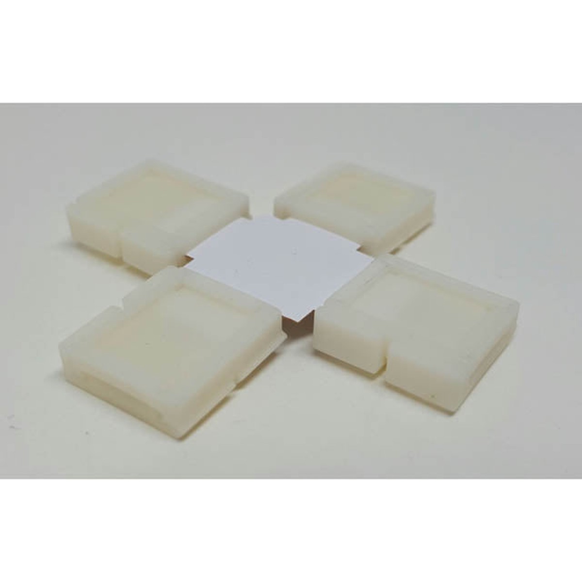 02970 - LED STRIP CROSS CONN 4P 10MM FOR SMD 5050